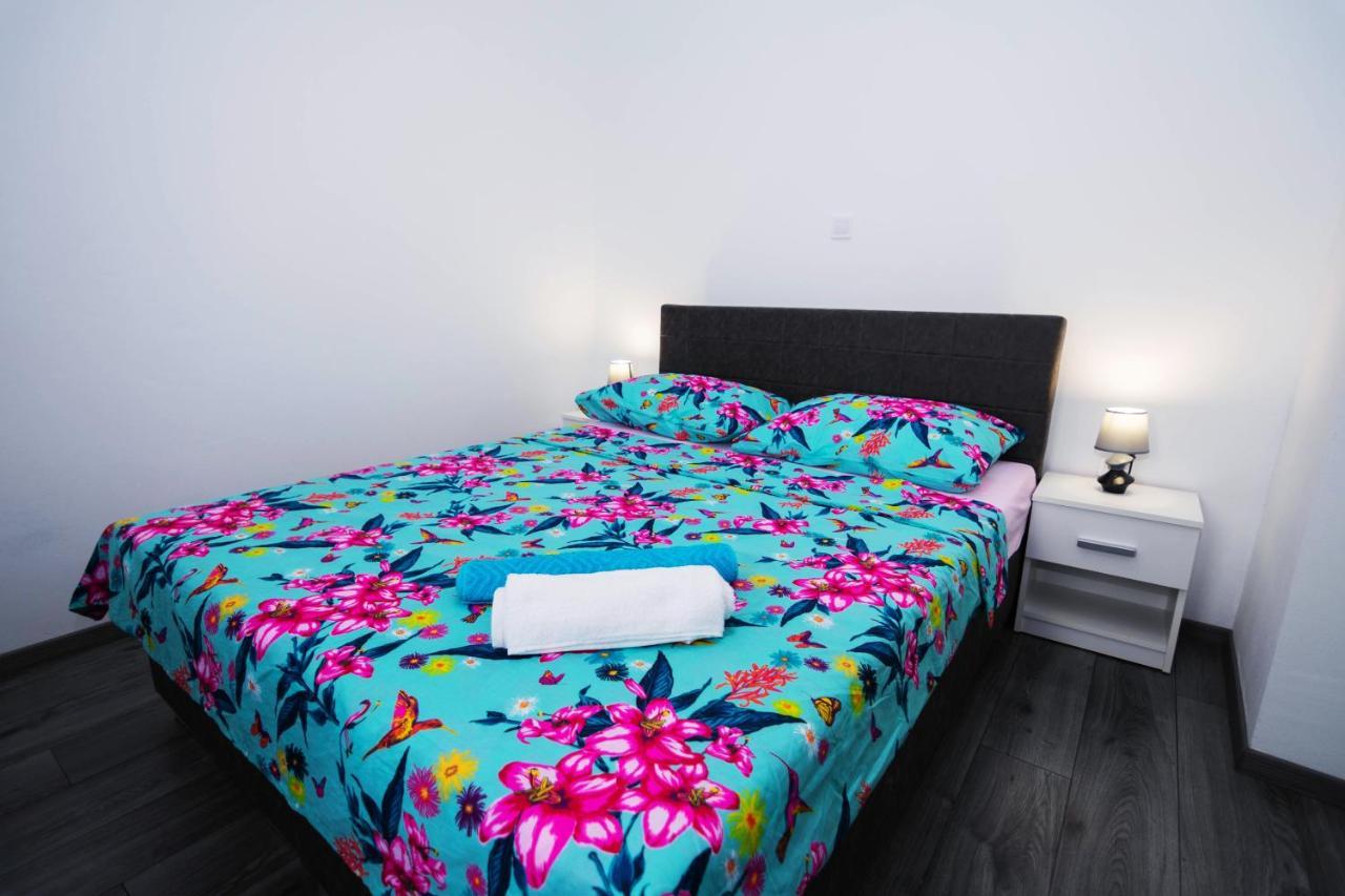 Apartments Samac 시베니크 외부 사진